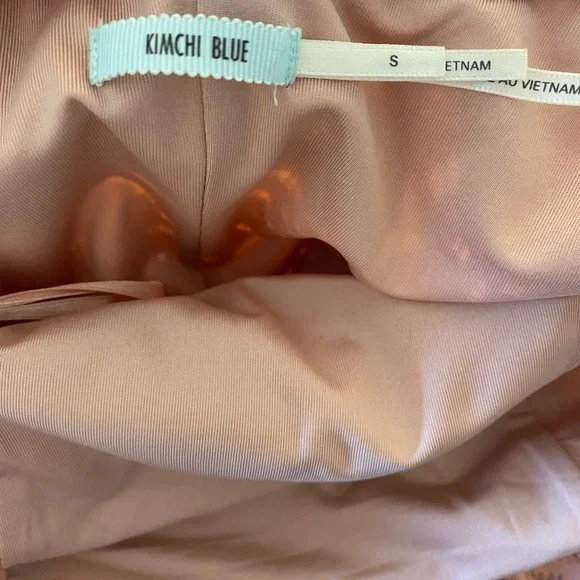 Urban Outfitters Strapless Lace Pink Dress - Picture 4 of 4